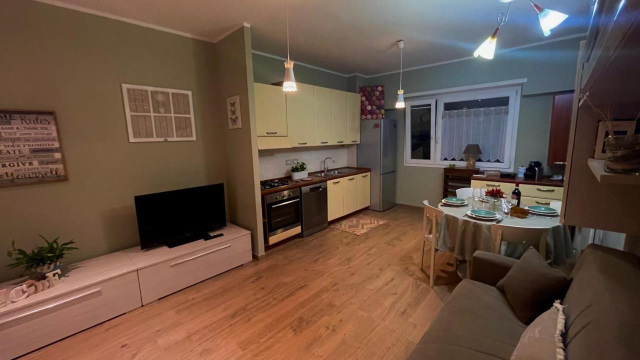 Apartamento Frank Host Roma Lux , Metro A A 50 M, Simple Check-In Con Codice A Qualsiasi Orario Exterior foto